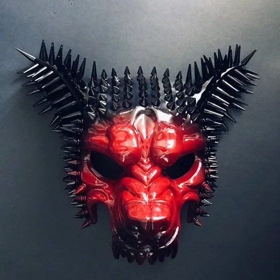 Máscara de Lobo con Púas Roja y Negra