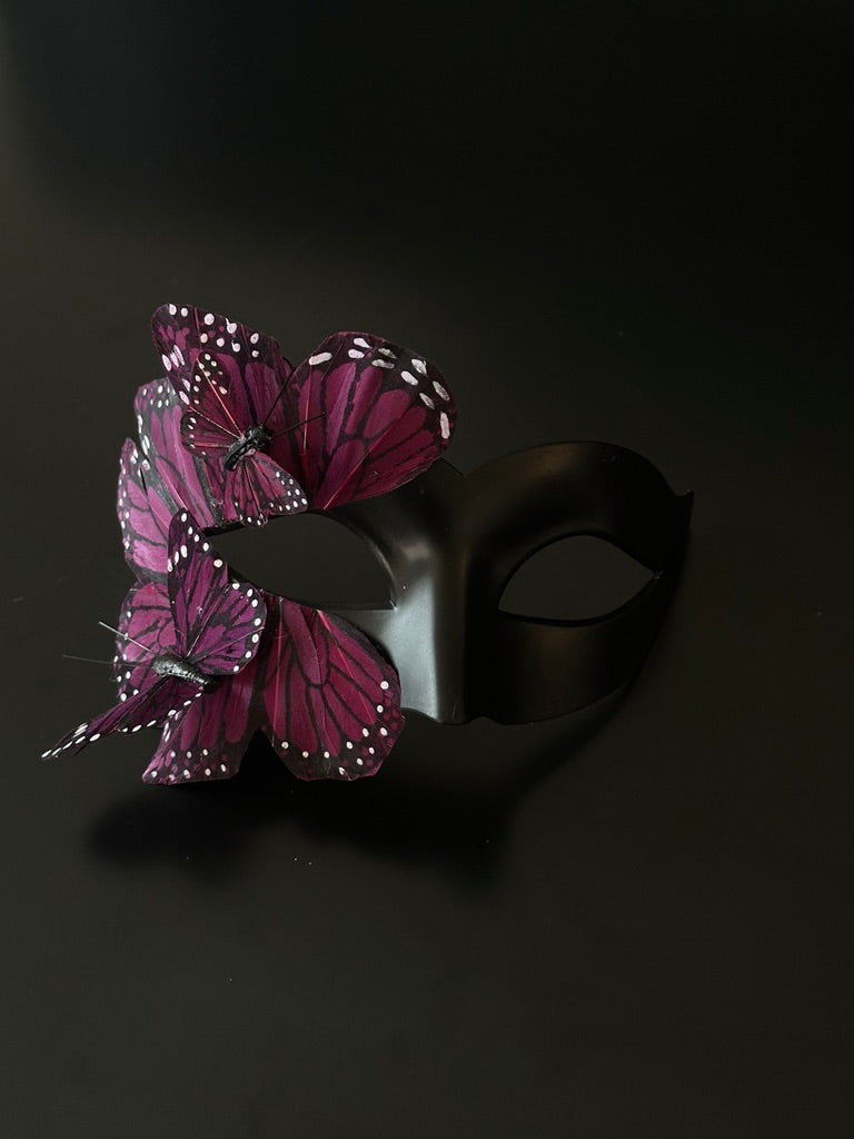 Máscara de Mariposa Negra y Morada, foto 1 de 11