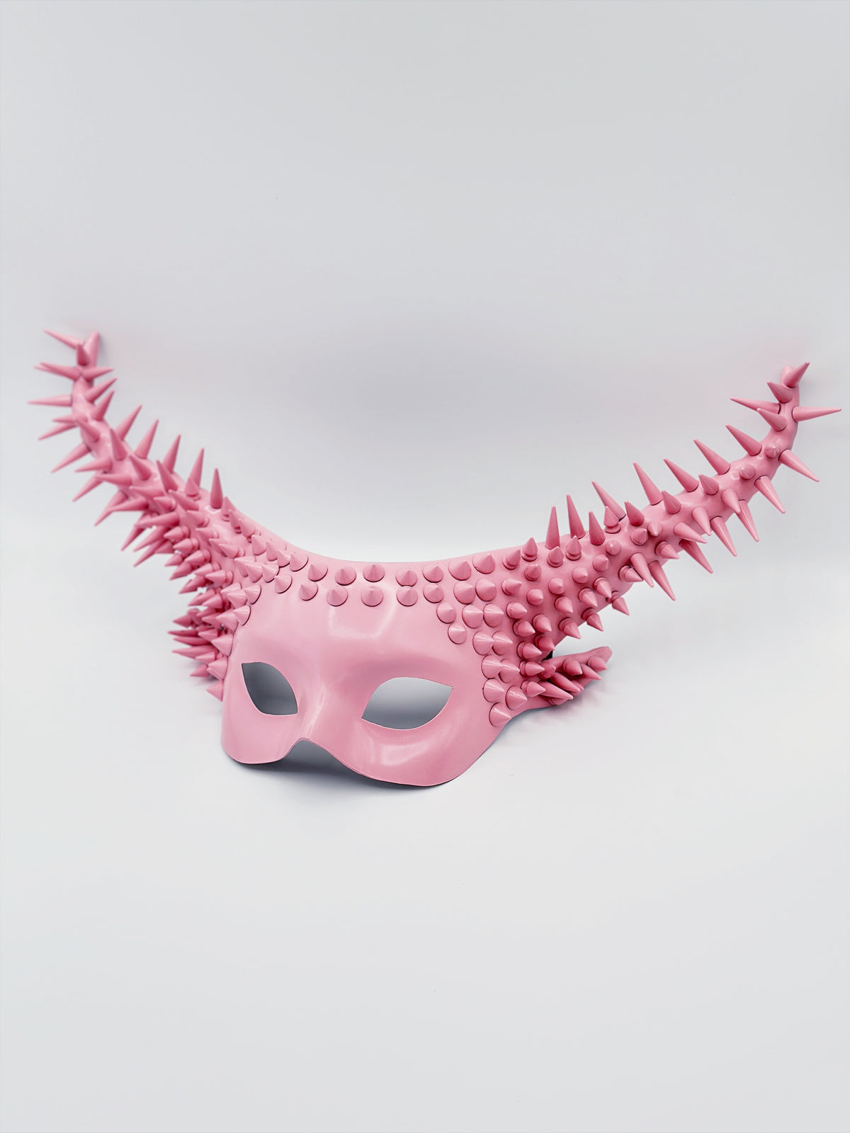 Máscara con Cuernos y Púas Rosa, foto 2 de 3